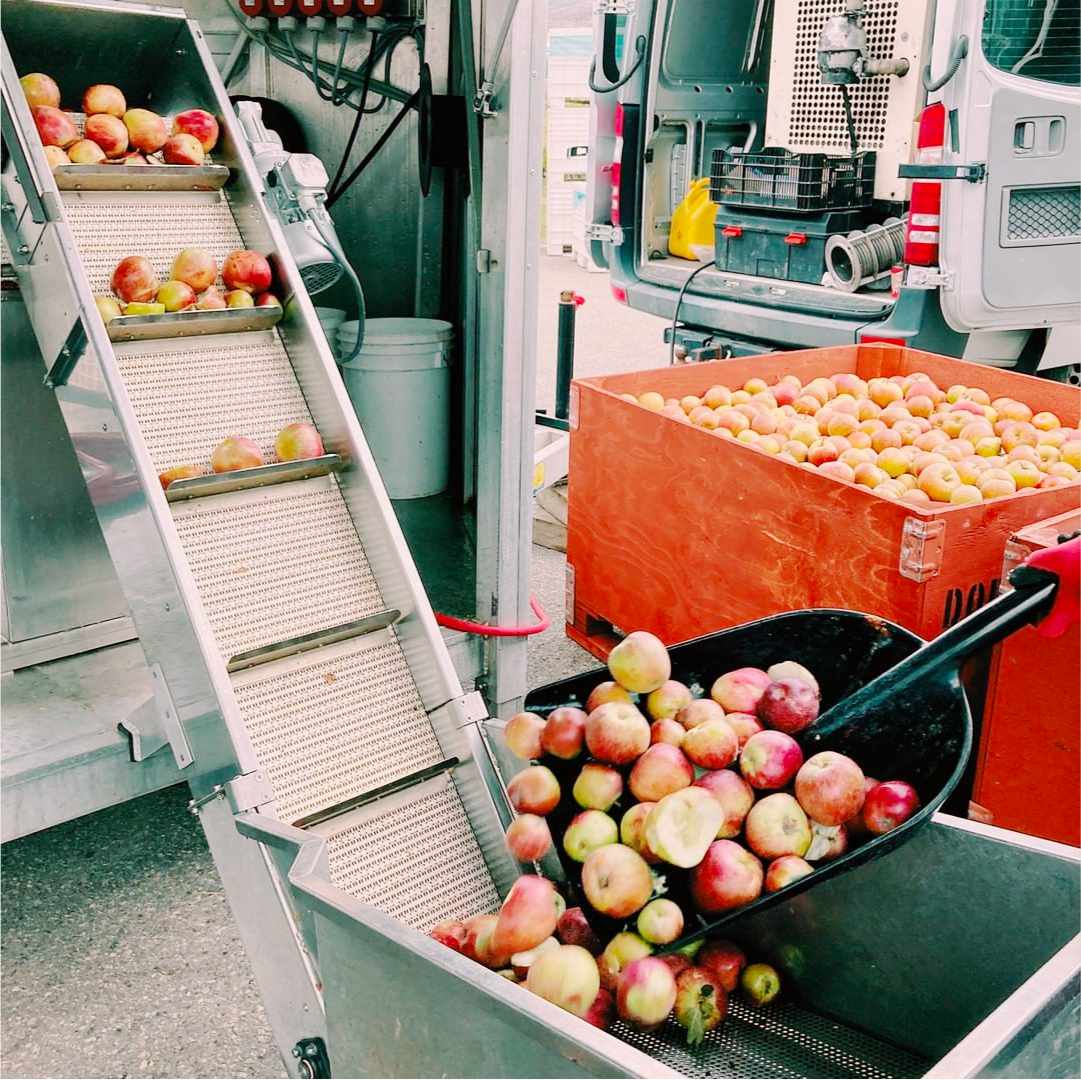 Mobile Juice Factory Your fruit, your juice.